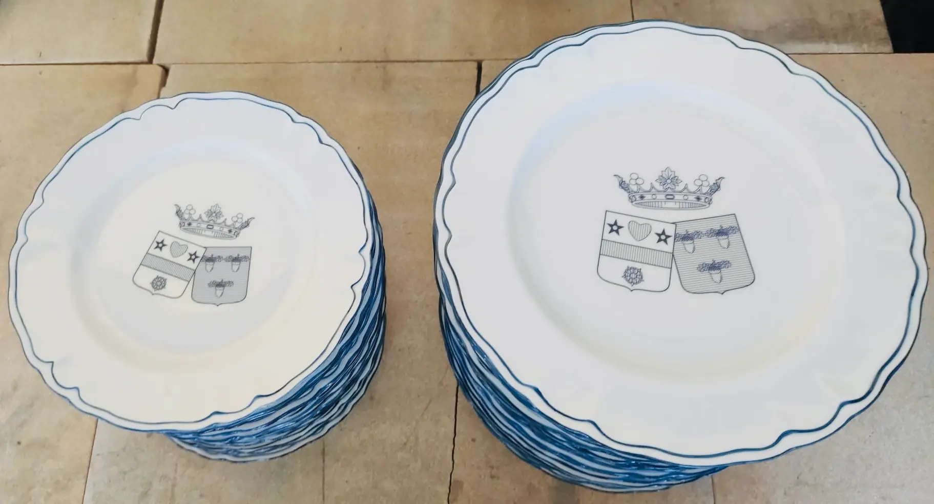 service réalisé sur mesure armoiries de famille