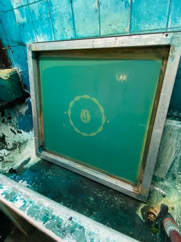 plaque chromolithographie a l'atelier limoges