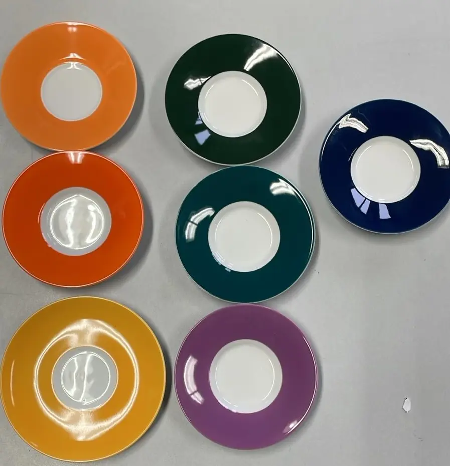 vide poches colorés pour une soirée pop