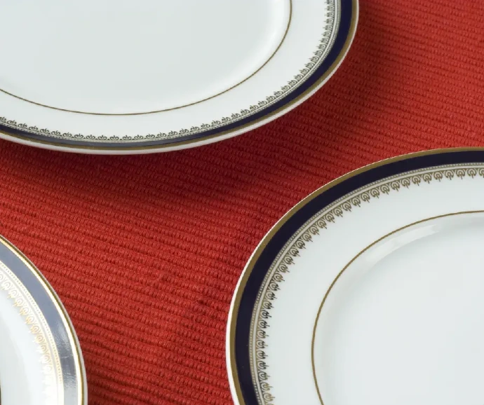 série exclusive assiettes sur mesure hotel monaco