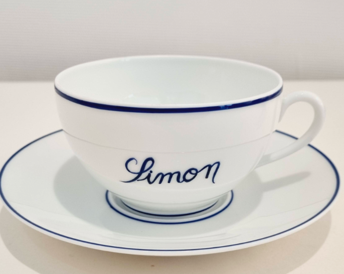 tasse en porcelaine de limoges personnalisée