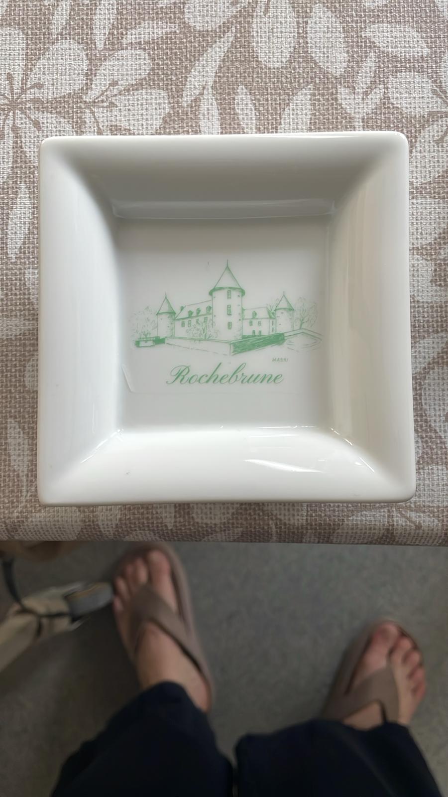 recto du vide poche personnalisé en porcelaine de limoges cadeau invité mariage