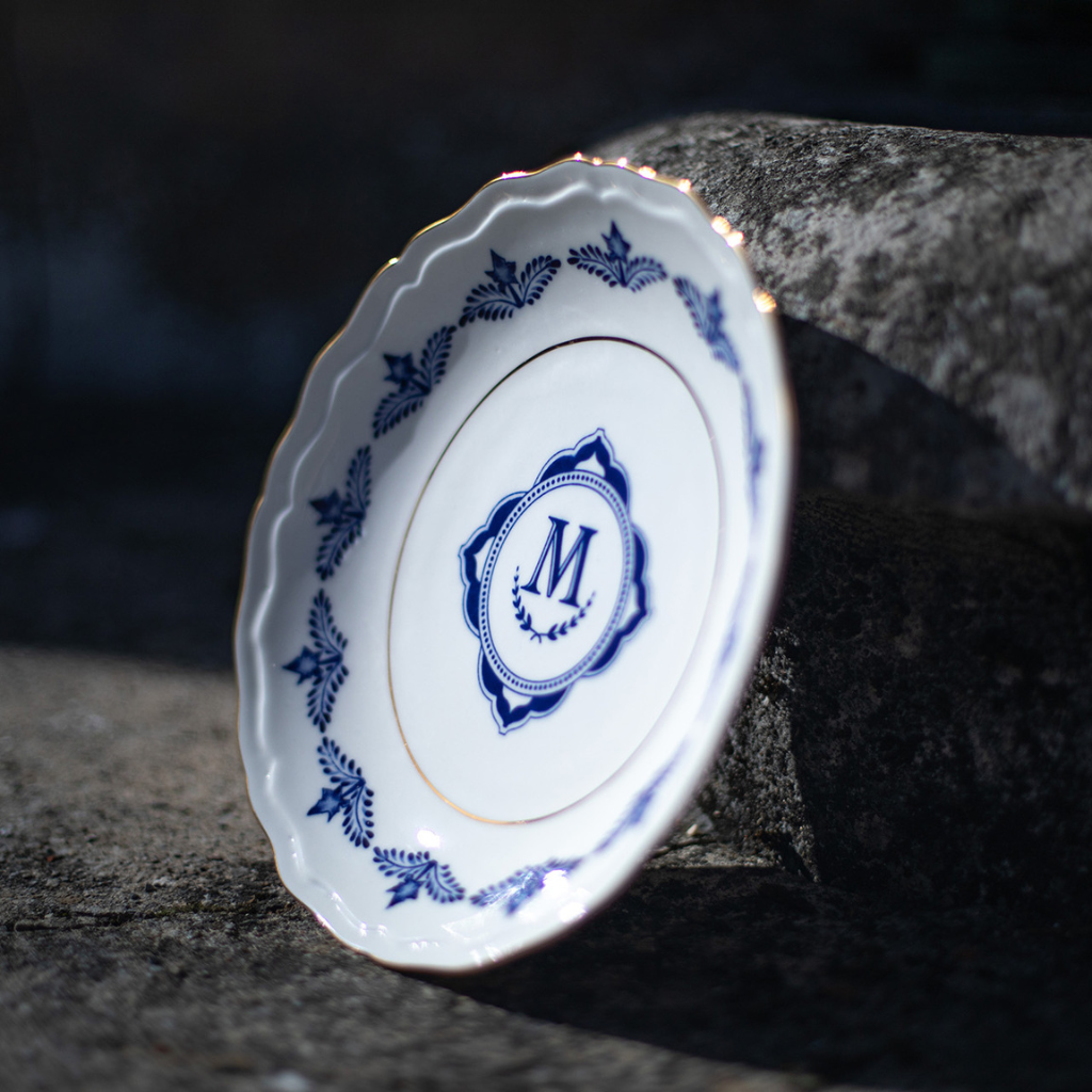 Assiette creuse en porcelaine peinte à la main "Héritage" ⌀ 23cm